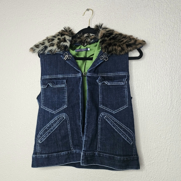 Harvey Faircloth Denim Vest with Faux Fur Collar size Medium - Picture 3 of 12